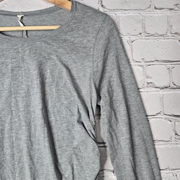 Lululemon Gray Side Cinch Long Sleeve Round Neck Pima Cotton Tshirt Size 8 - Picture 4 of 10